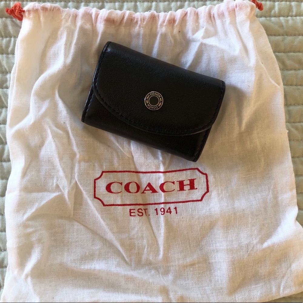 Coach Travel Contact Kens Case